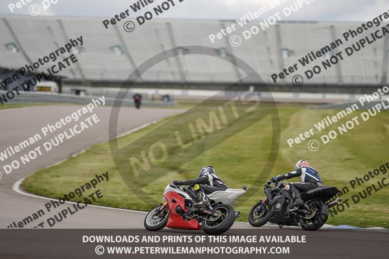 Rockingham no limits trackday;enduro digital images;event digital images;eventdigitalimages;no limits trackdays;peter wileman photography;racing digital images;rockingham raceway northamptonshire;rockingham trackday photographs;trackday digital images;trackday photos